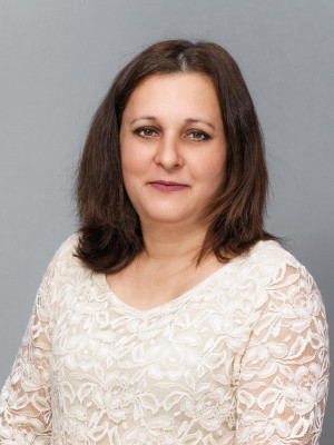Помощник воспитателя Брагина Светлана Сергеевна Помощник воспитателя Брагина Светлана Сергеевна